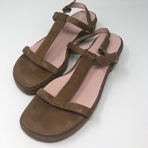 Taryn Rose heeled sandals (Men’s 11)